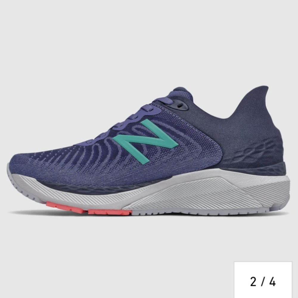 NEW BALANCE WOMEN'S FRESH FOAM 860V11 size 9 magnetic blue/natural indigo EUC - Picture 2 of 12